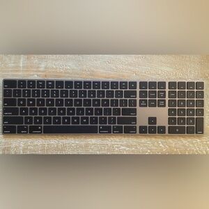 Apple Magic Wireless Keyboard A1843